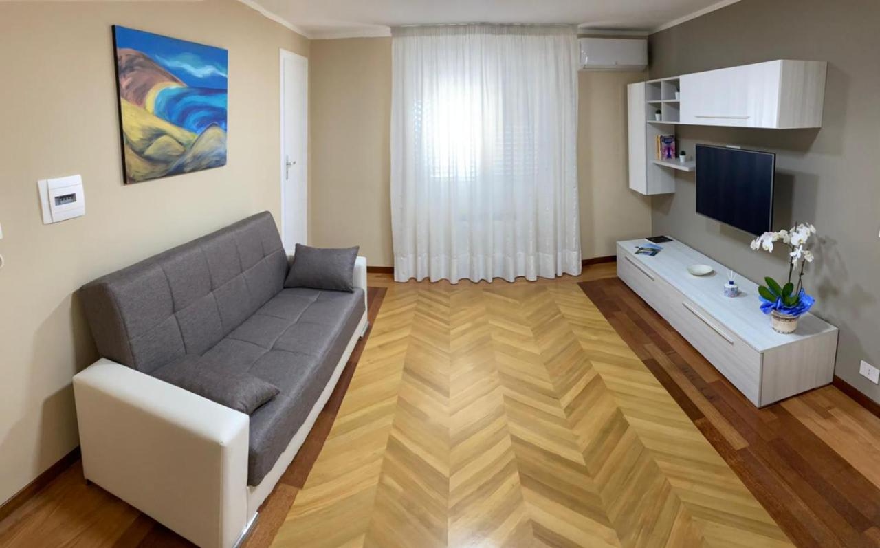 B&B Domus D'Italia Mirabella Eclano エクステリア 写真